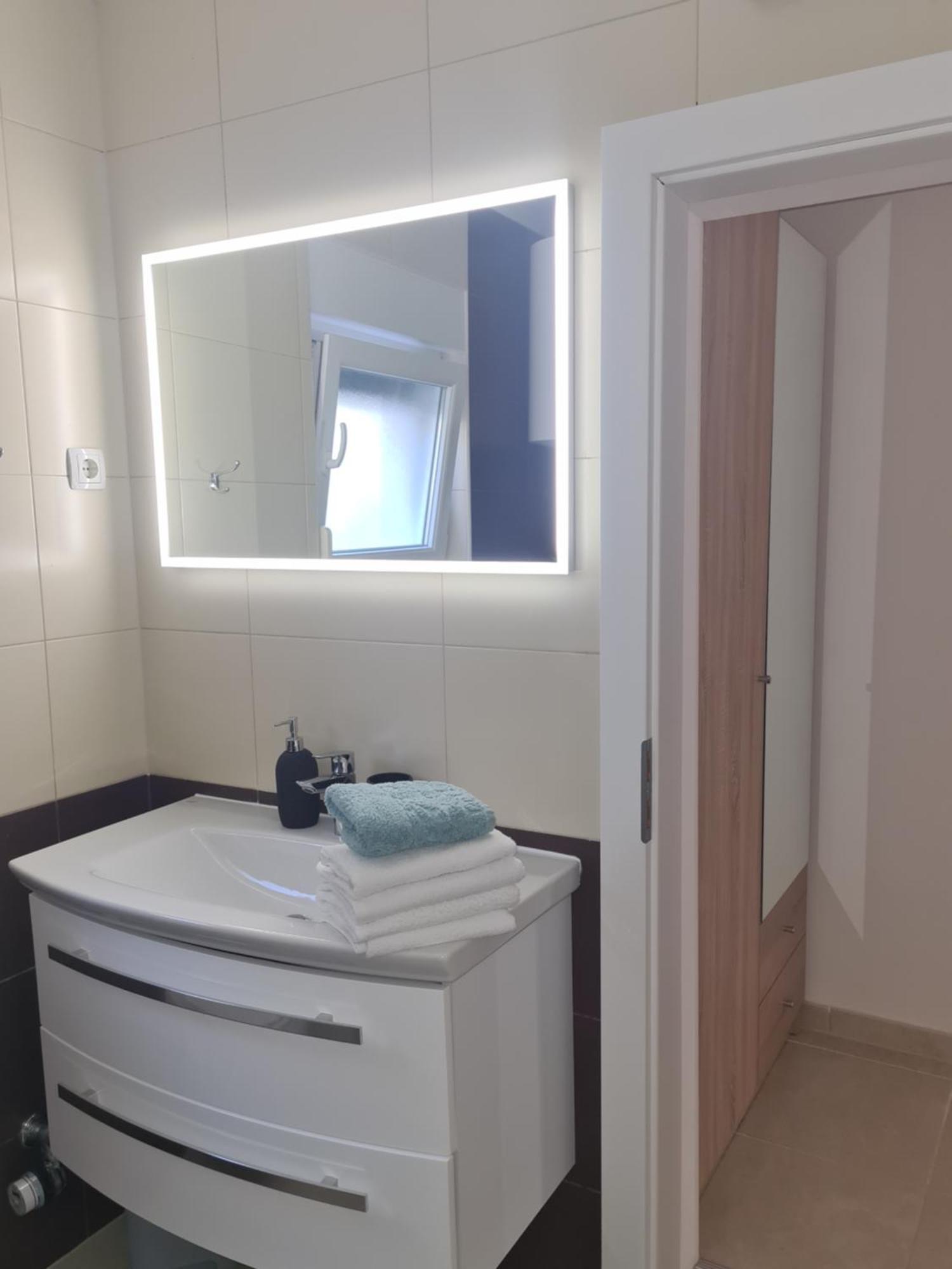 Modern Apartment Near The Sea-Mise Trogir Zewnętrze zdjęcie