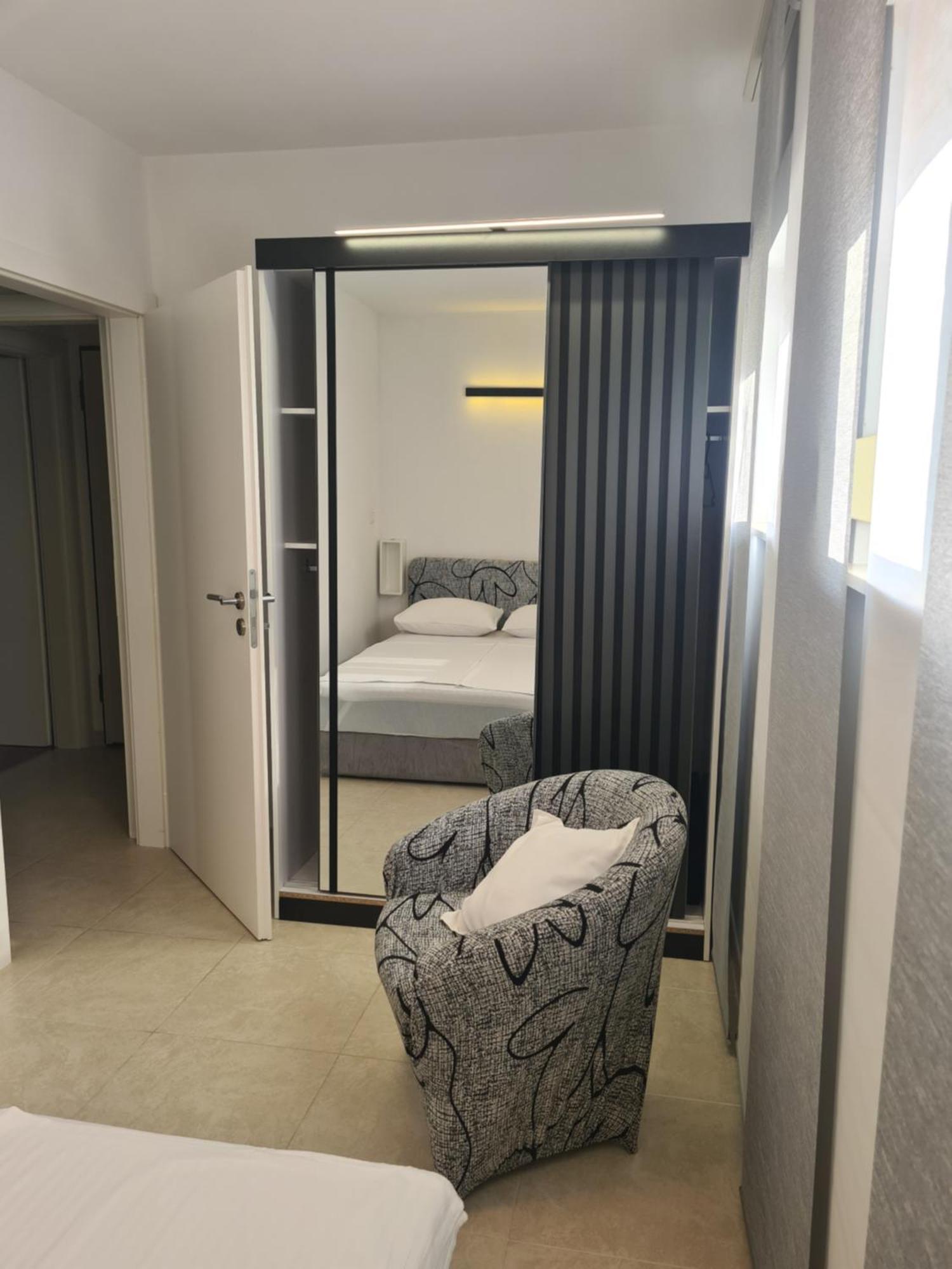 Modern Apartment Near The Sea-Mise Trogir Zewnętrze zdjęcie
